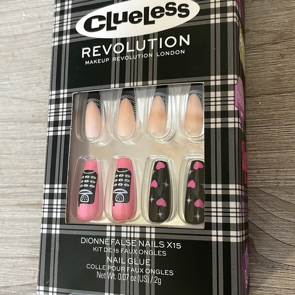 Clueless “Dionne” Revolution False Nails and Glue Kit - Picture 5 of 7